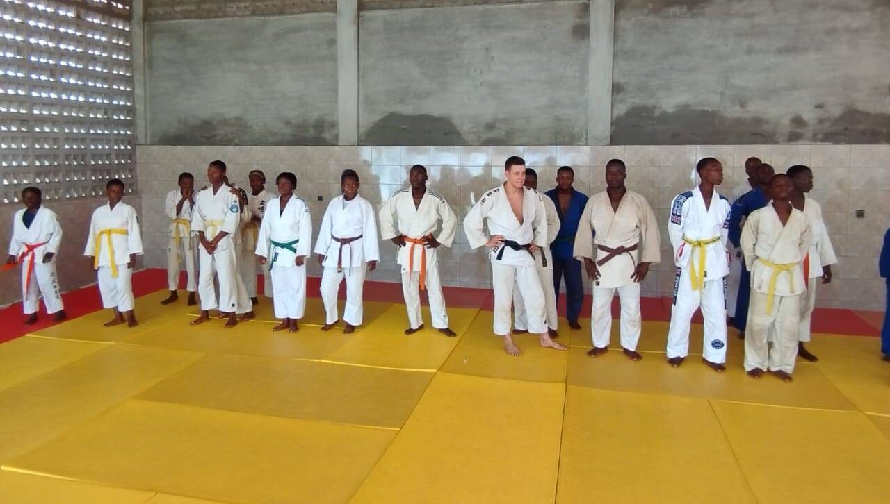 You are currently viewing Judo – Fin des phases départementales : Belles performances pour l’Atlantique-Littoral et le Borgou-Alibori