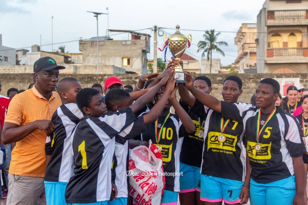 You are currently viewing Volley-Ball – Dispositif FSPI Sport au Féminin : Dynamic Vbc remporte le tournoi des pépinières U17