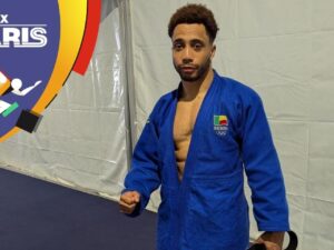 Lire la suite à propos de l’article Élimination Précoce de Valentin Houinato aux JO Paris 2024 : Un Revers pour le Judo Béninois