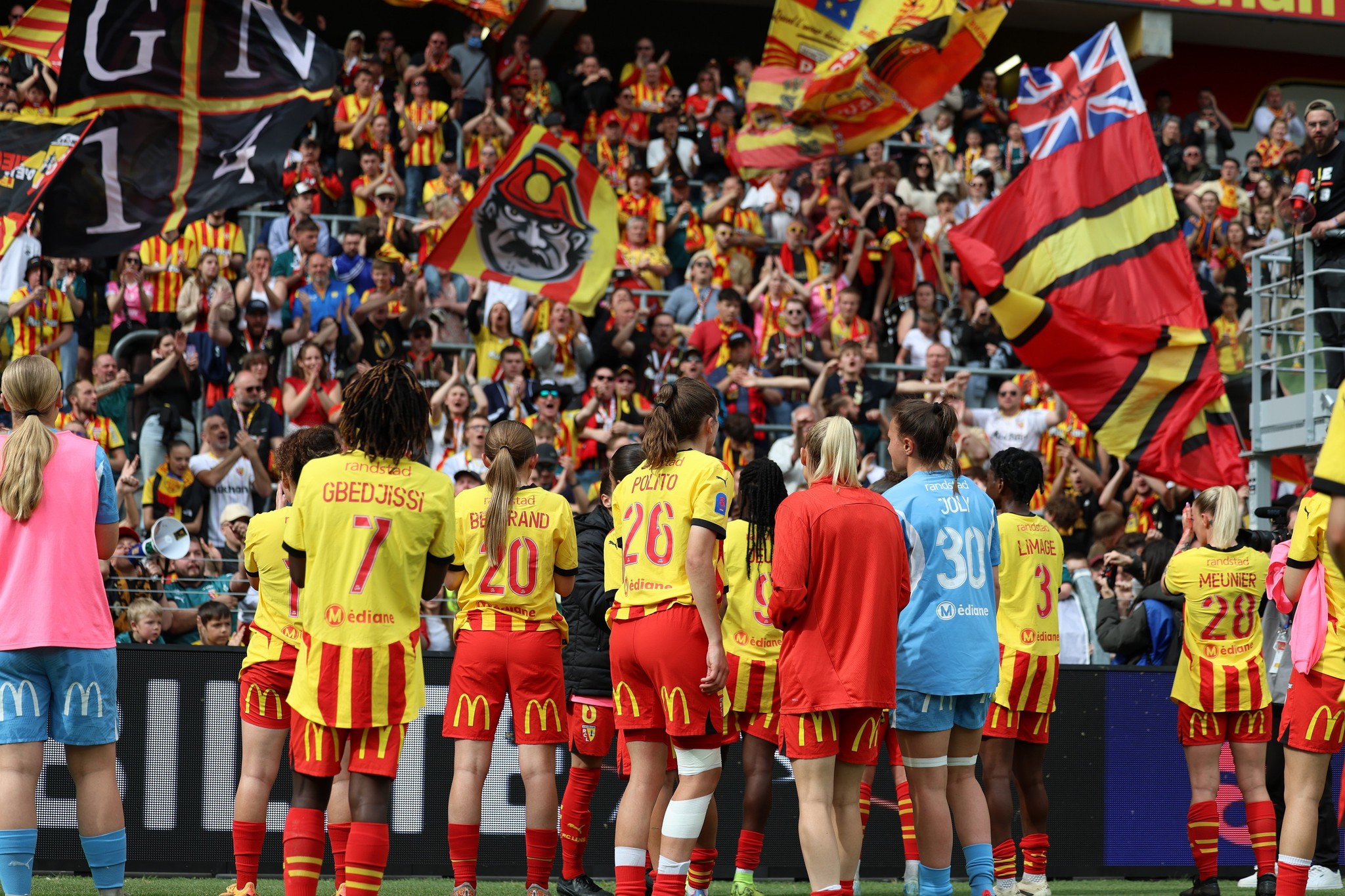 You are currently viewing Ligue 1 et D1 Arkema : deux Béninois propulsent leurs clubs dans l’élite