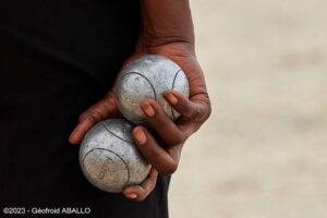 Lire la suite à propos de l’article La Nocturne de Pétanque 2025 : le Bénin célèbre son indépendance autour du cochonnet