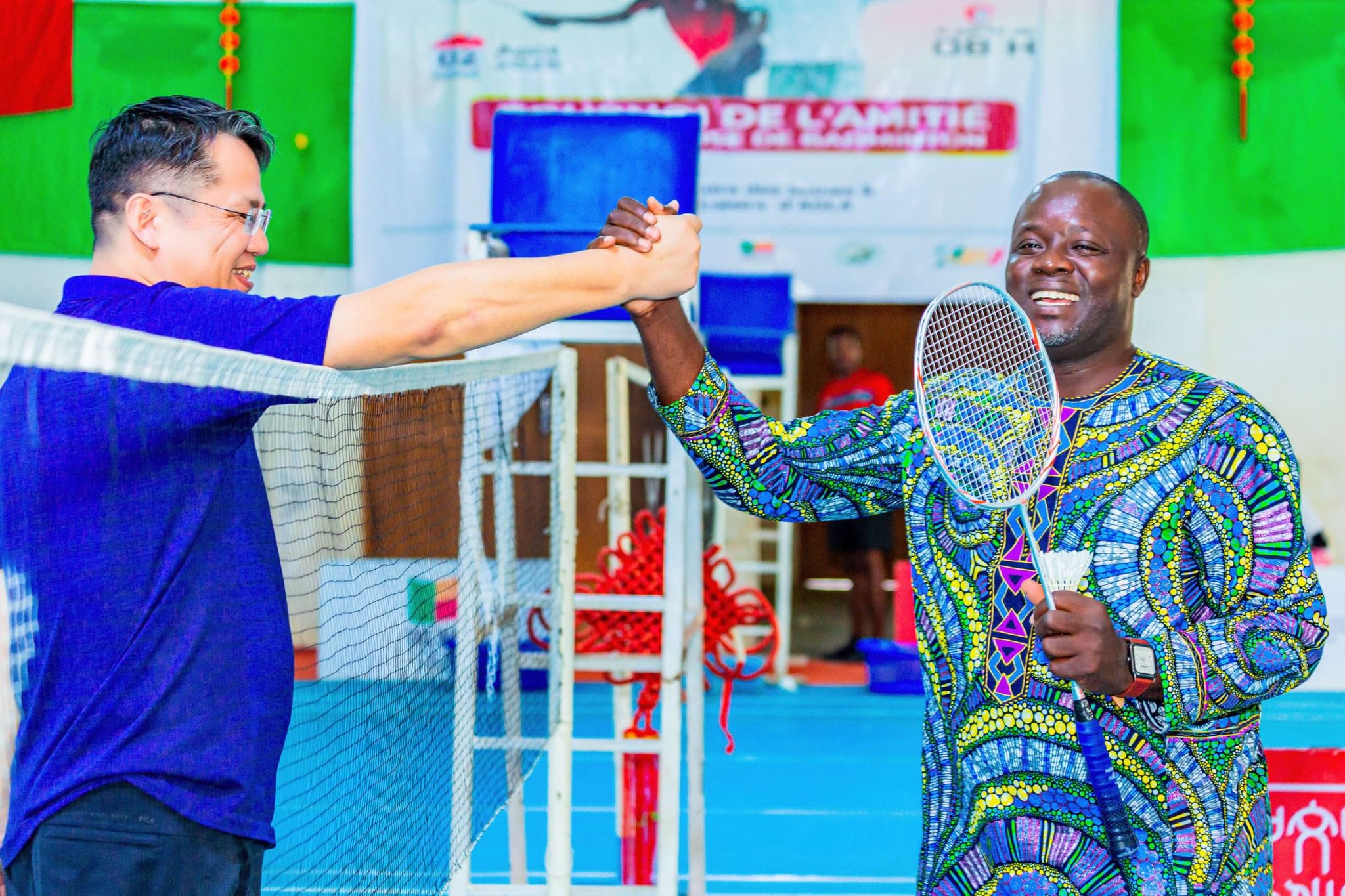 You are currently viewing Badminton : la Chine et le Bénin renforcent leurs liens par le sport