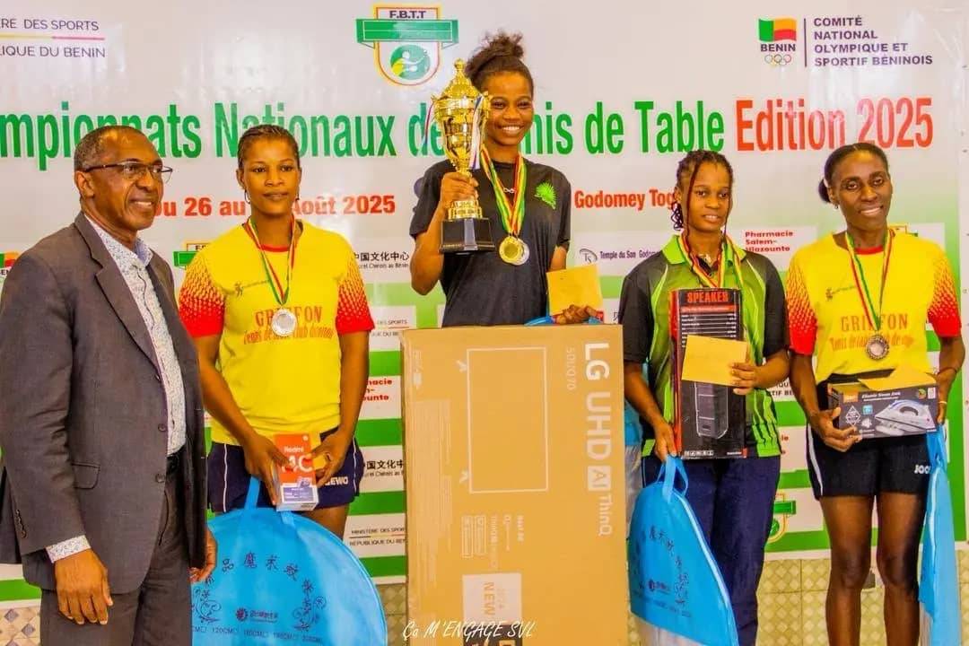 You are currently viewing Championnats nationaux de Tennis de Table 2025 : la jeunesse prend le pouvoir à Godomey