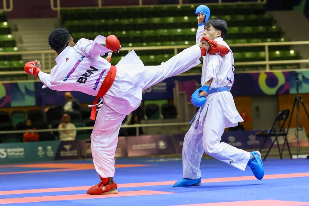 You are currently viewing Championnat du Monde de karaté 2025: Martial Kpadonou porte les ambitions du karaté béninois au Caire