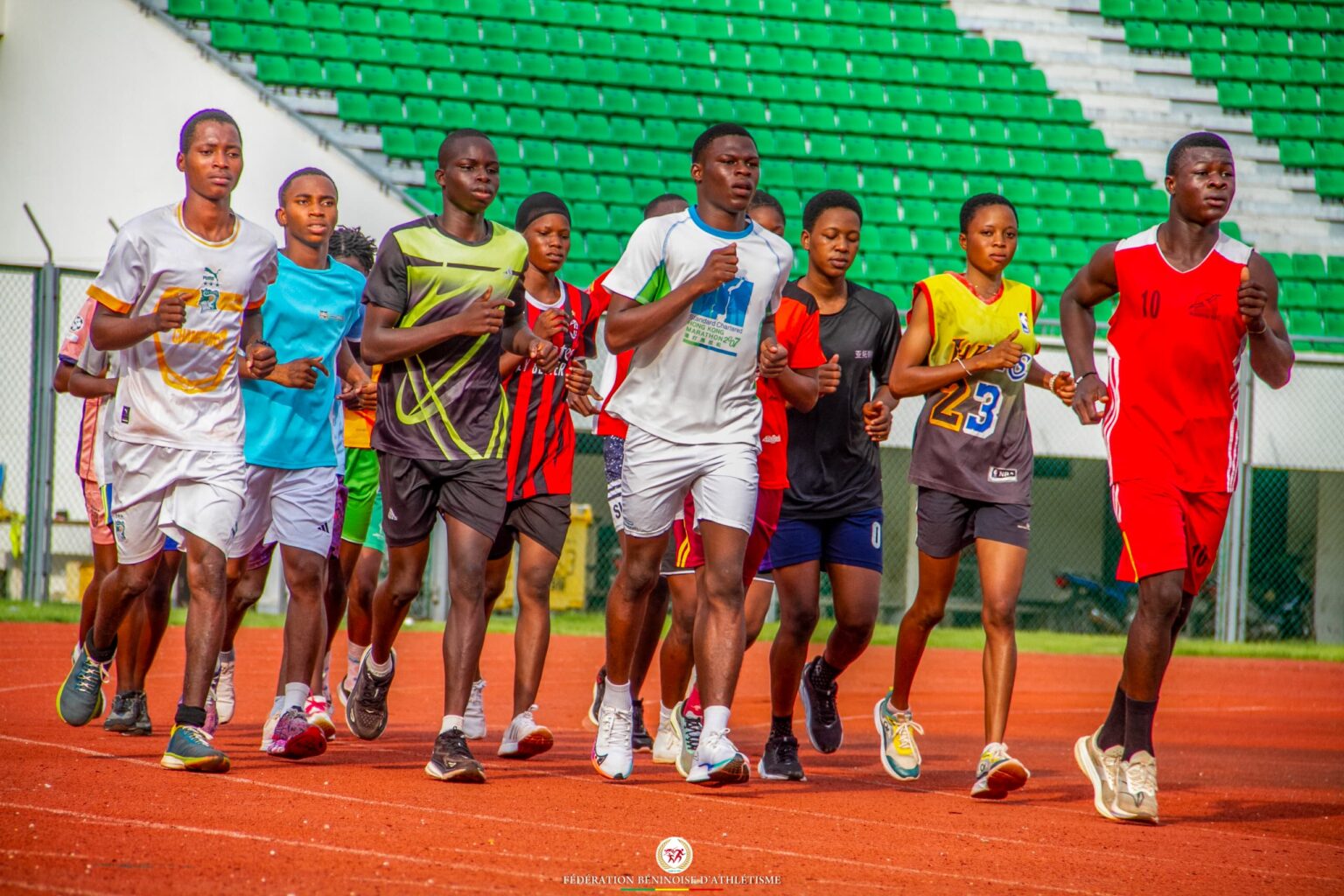You are currently viewing Fédération béninoise d’Athlétisme : Un camp dédié aux athlètes de moins de 20 ans en cours à Kouhounou