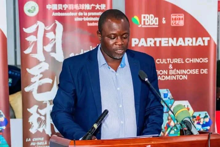 You are currently viewing Badminton : Aubin Assogba reconduit  à la tête de la fédération