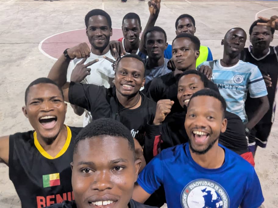 You are currently viewing Basketball – Saison 2026 : Parakou au cœur de la formation nationale des arbitres et OTM